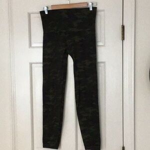 Leggings, Spanx, camo print, size large, worn once.